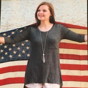 Meet your Posher, Andrea